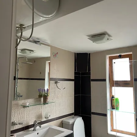 Apartment Cozy At Tirana's Center